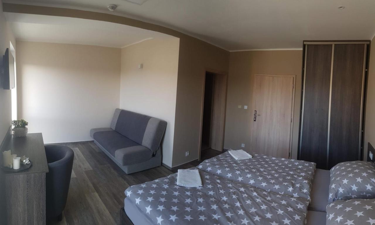 Holiday Centrum Zatec  Luaran gambar
