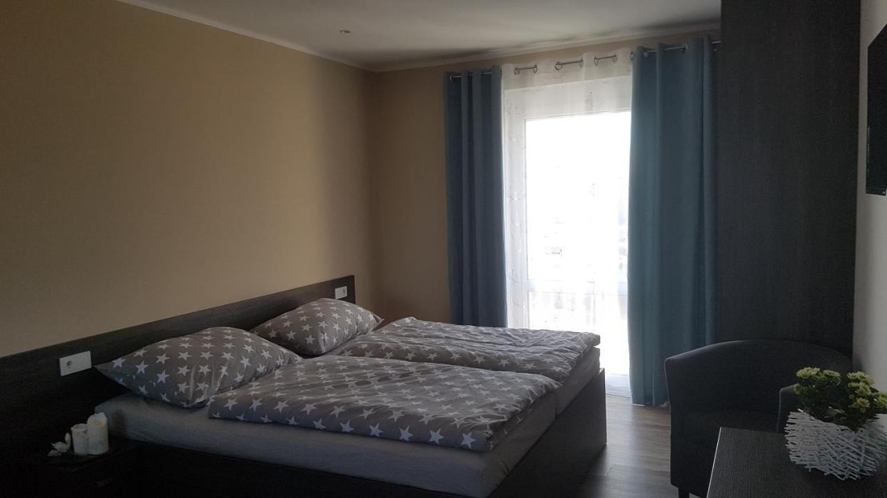Holiday Centrum Zatec  Luaran gambar